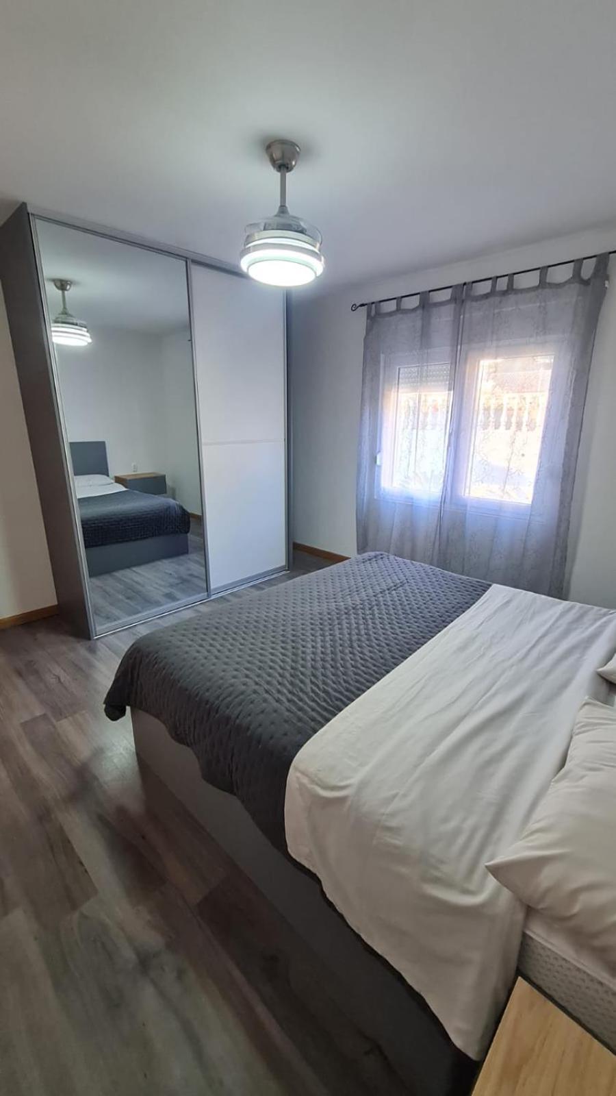 Apartmani Sandra Каштела Экстерьер фото